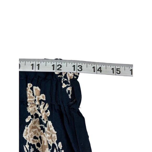 Shein Women's Super Soft Lightweight Summer Shorts - Picture 5 of 7